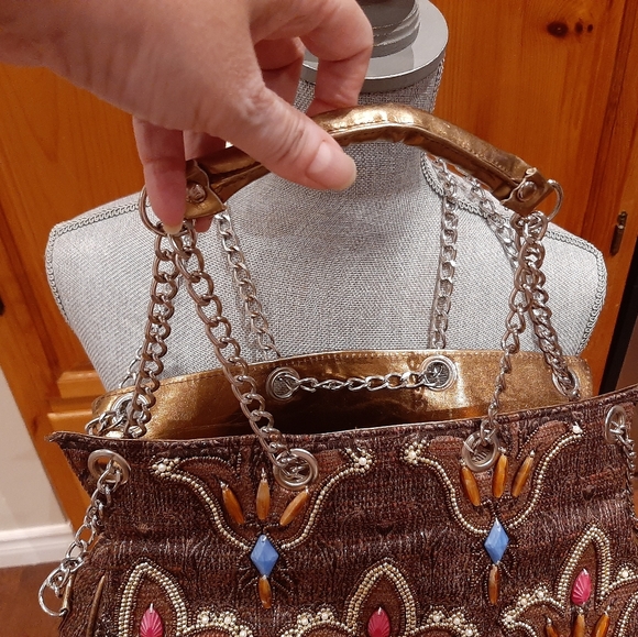 Brown purse with beaded details - Picture 5 of 5